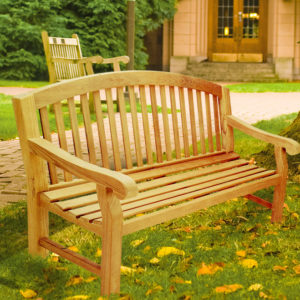 photo of Harlow & Macgregor Medway teak curved top bench in the British American style